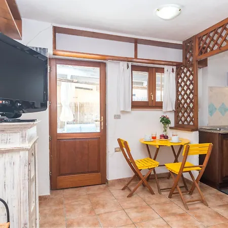 Rosemary By Interhome Palau